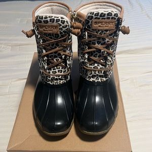 Women’s leopard print Sperry duck boots